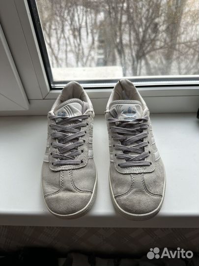 Кроссовки adidas gazelle