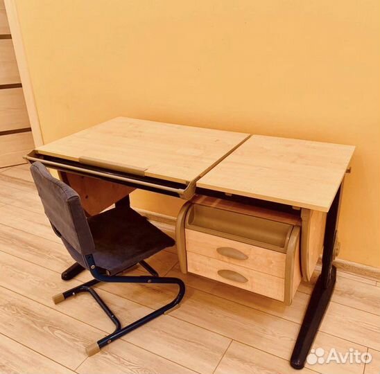 Детская парта-трансформер Дэми