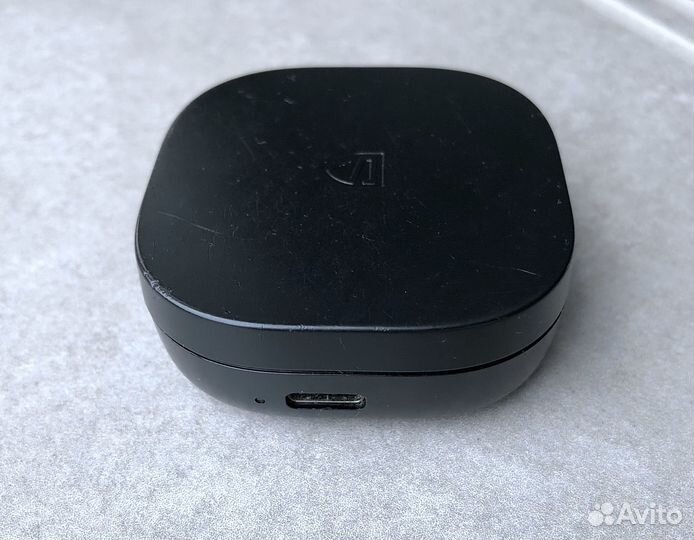 Беспроводные наушники (Soundpeats, TWC, Apple)