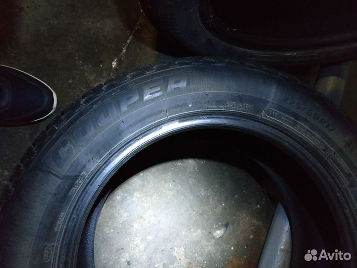 Cooper Weather-Master S/T 2 225/60 R17