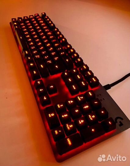 Клавиатура Logitech g413 + мышка и коврик