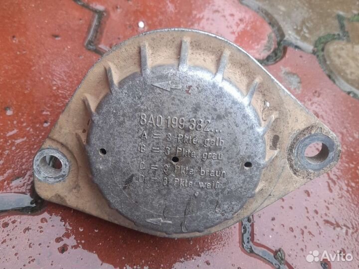 Подушка двигателя audi 80 d4