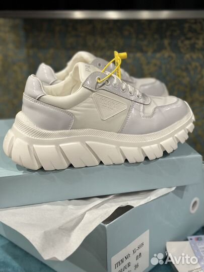 Кроссовки prada