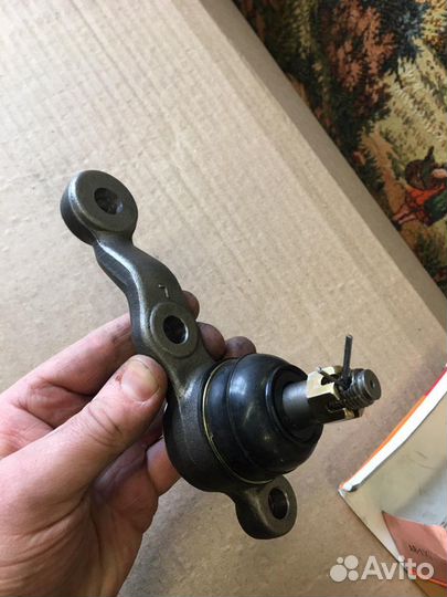 Нижняя левая шаровая маркообразные