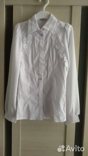 Блузки и водолазки белые 128 - 140