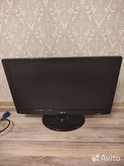 Монитор LG 23