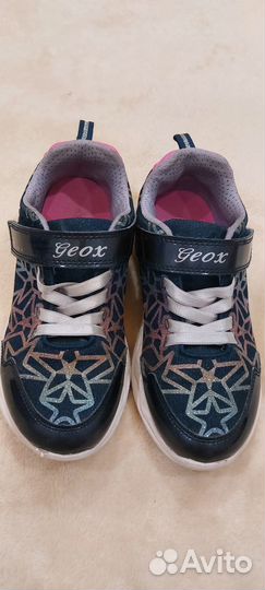 Кроссовки geox