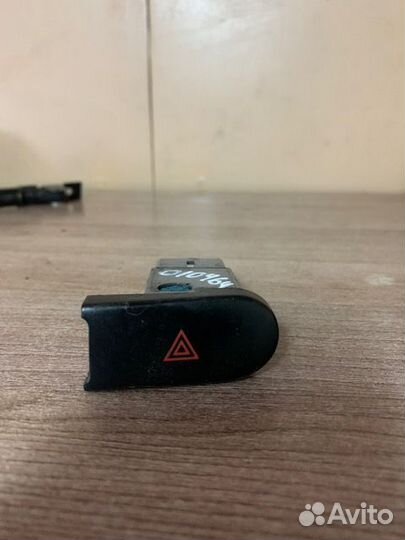 Кнопка аварийки Lanos