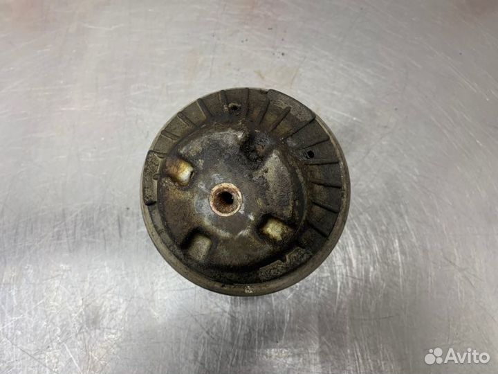 Подушка крепления двигателя правая Mercedes