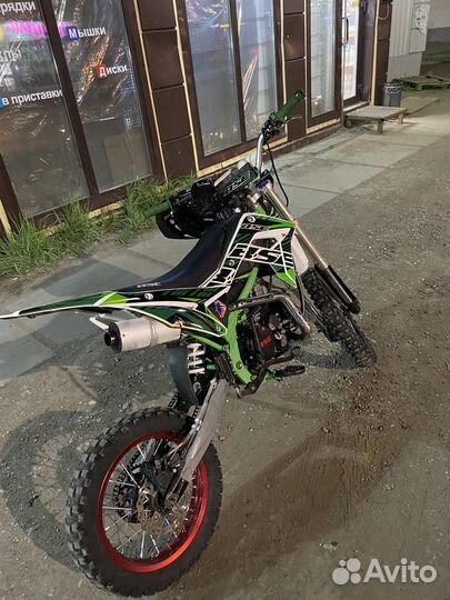 Пит байк 150 кубов