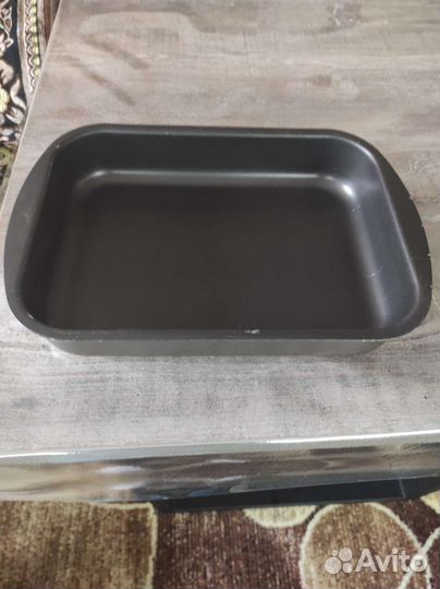 Противень с толстыми стенками для духовки