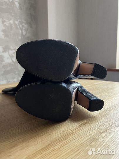 Сапоги casadei 36,5