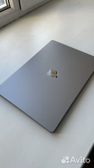 MacBook Pro (16 дюймов, 2021 г.) 16/512