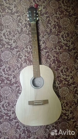 Акустическая гитара