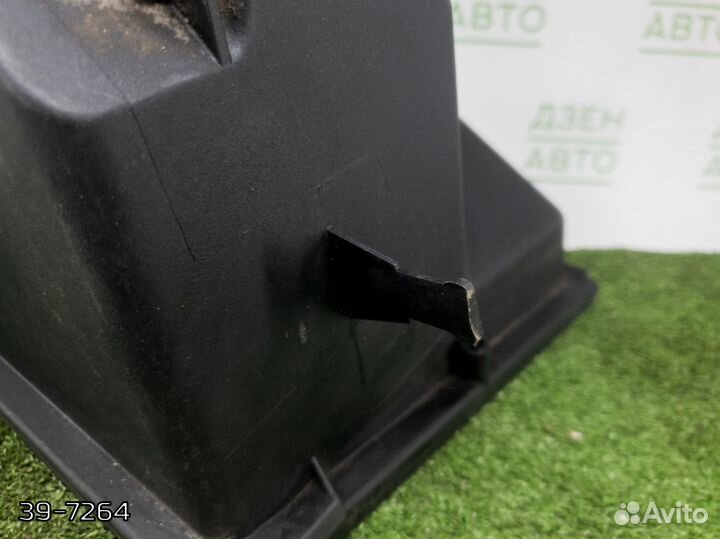 Корпус воздушного фильтра Audi Allroad