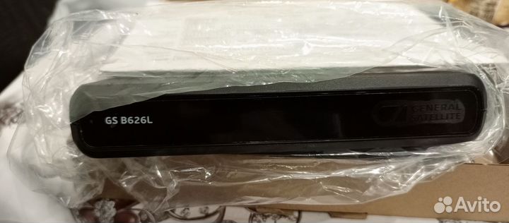 Приëмник Триколор