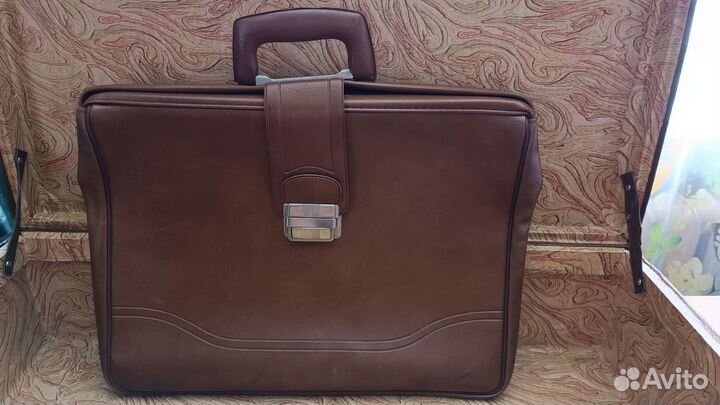 Винтажный портфель 1970-х. В хорошем качестве