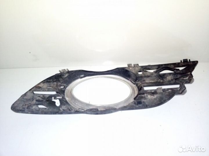 Решетка в бампер правая E-класс W211/S211 (2002—2006) Mercedes-Benz