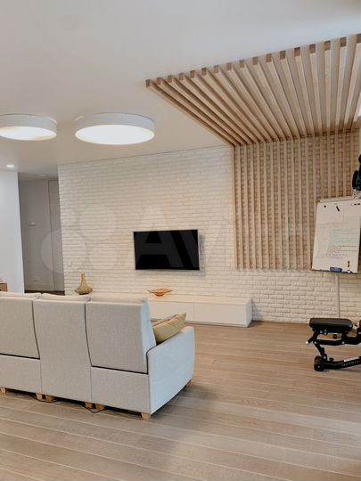 3-к. квартира, 104 м², 21/21 эт.