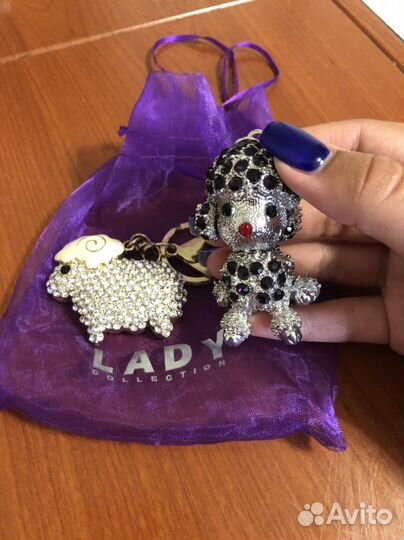 Брелки со стразами