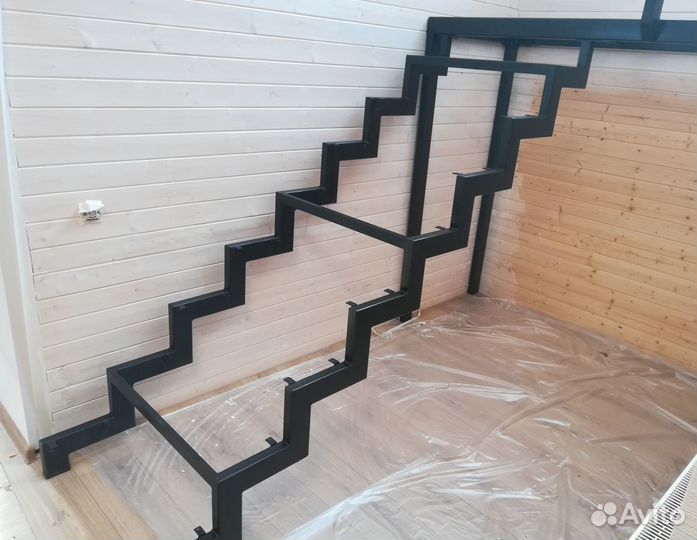 Лестница металлическая