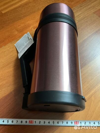 Термос 1,2 литра,новый,нержавстальной,с помпой