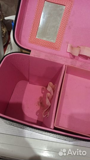 Косметичка-чемоданчик