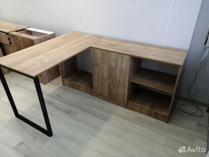 Мебель для офиса в стиле лофт