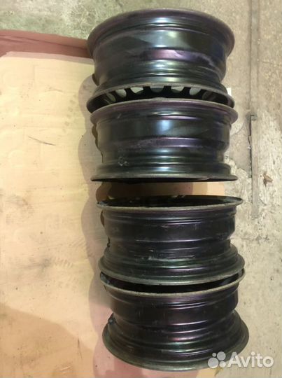 Диски R15 (5x115) VAG