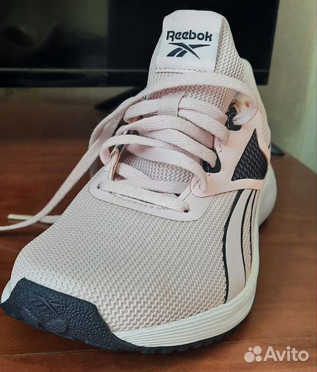 Кроссовки reebok женские