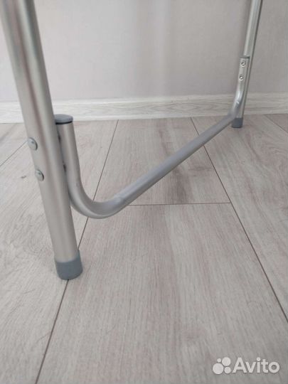 Стол складной с стульями