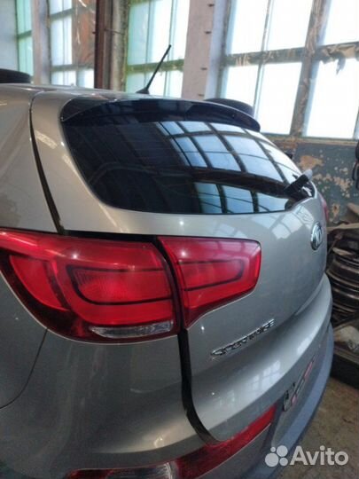 Крышка багажника задняя Kia Sportage SLS G4NA 2015