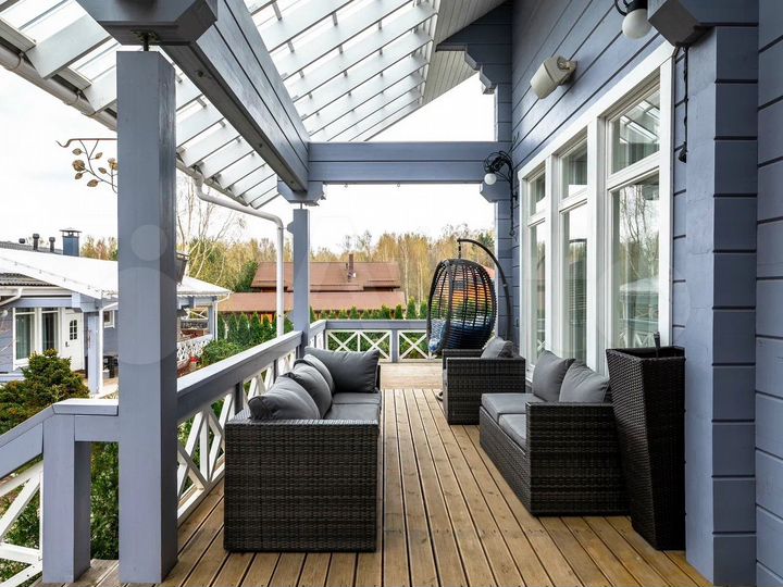 Дом 347,9 м² на участке 15,7 сот.