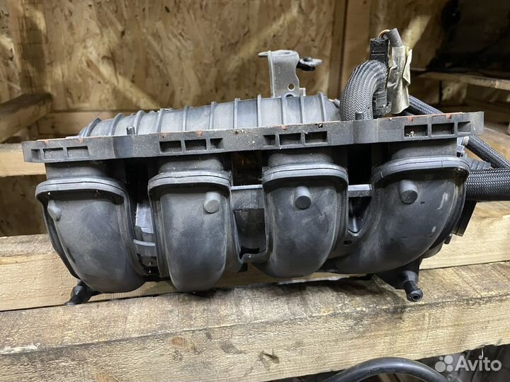 Впускной коллектор Peugeot 308 408 1.6