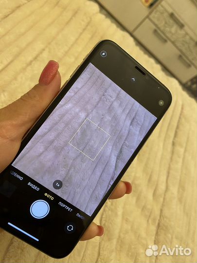 Телефон iPhone 10