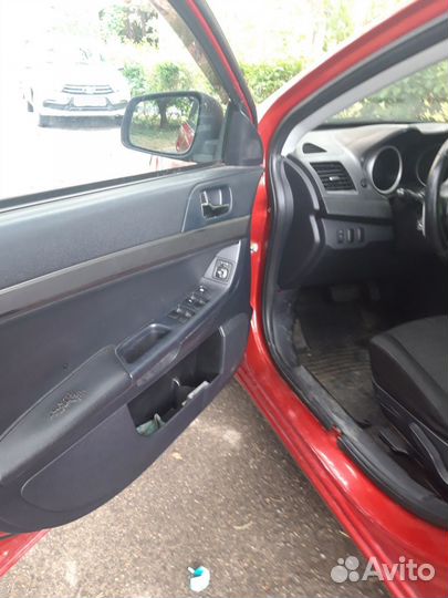 Mitsubishi Lancer 1.8 CVT, 2011, 212 280 км