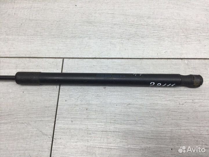 Амортизатор крышки багажника Audi A4 универсал