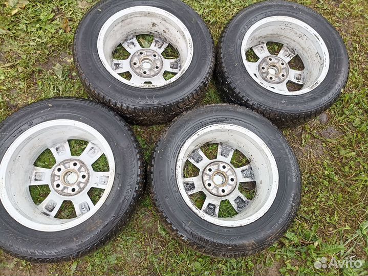 Комплект зимних колес R15