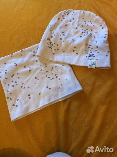 Комплект шапка и шарф для девочки