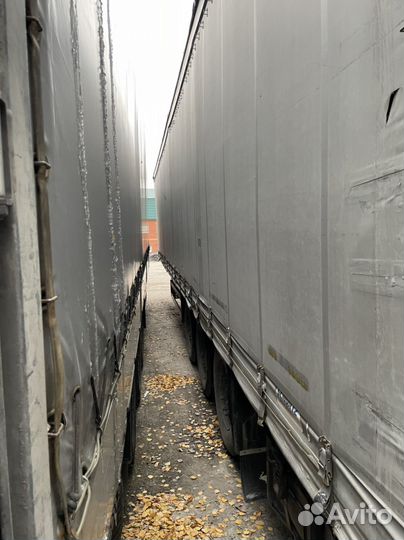 Полуприцеп шторно-бортовой Schmitz Cargobull SCS 24, 2007