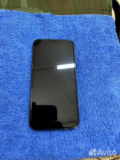 Мобильные телефоны бу iPhone 13
