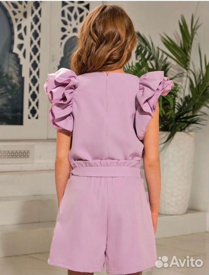 Костюм праздничный