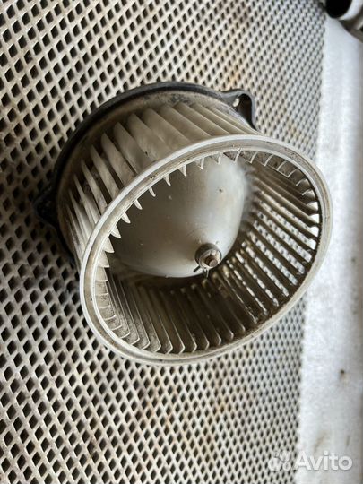 Моторчик печки Toyota Caldina CT190 3SFE 1994