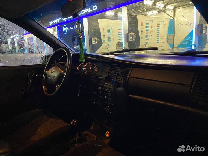 Opel Vectra 1.6 МТ, 1997, 350 000 км