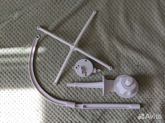 Механический мобиль без игрушек