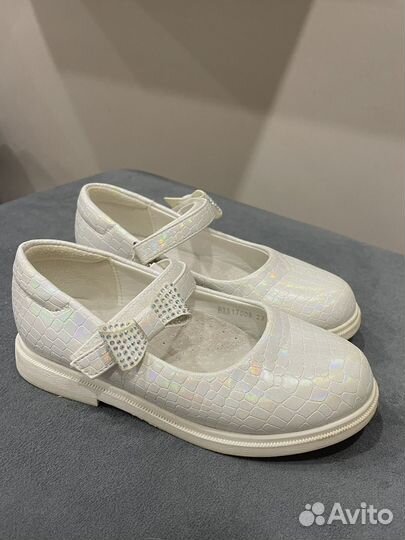 Туфли для девочки 27