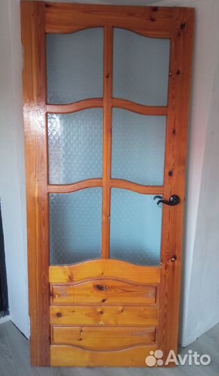 Продаётся межкомнатная дверь