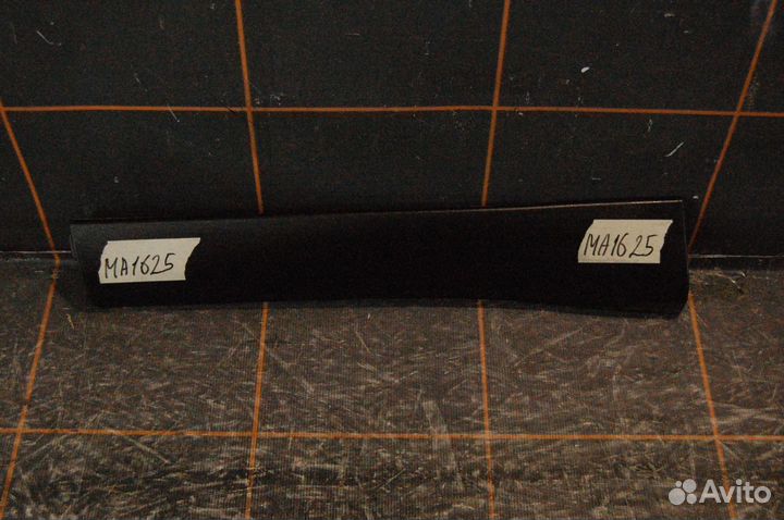 Накладка двери задней левой - Lexus RX 3