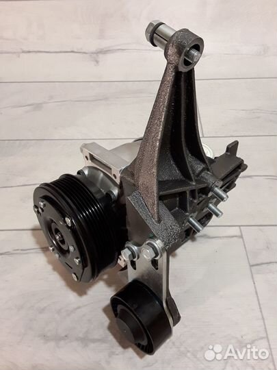 Компрессор кондиционера Chevrolet Niva