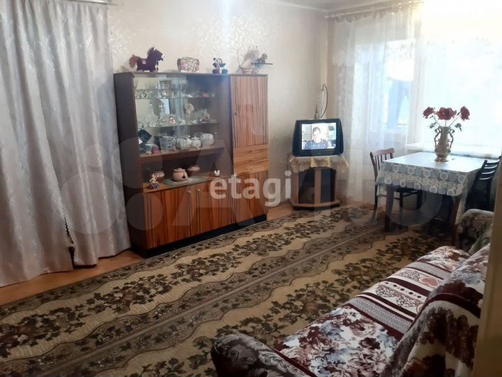 2-к. квартира, 50 м², 4/4 эт.